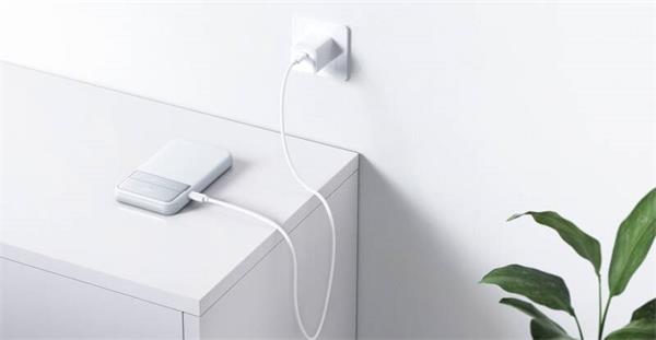 EcoFlow RAPID Magnetická Power Banka (5000mAh) - svetlomodrá