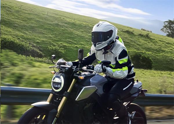 Insta360 X6 Motorcycle Bundle