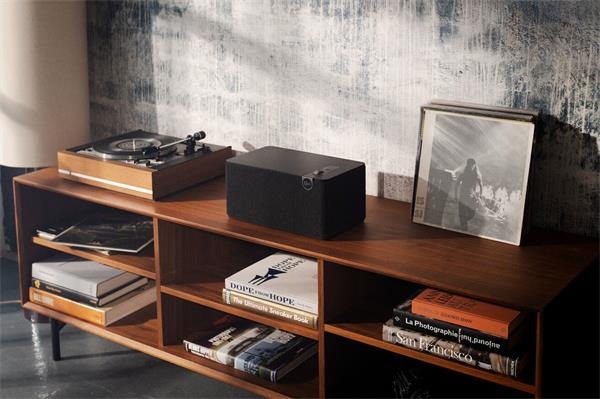 KLIPSCH The Three Plus, prémiový Bluetooth reproduktor, 120 W, čierny